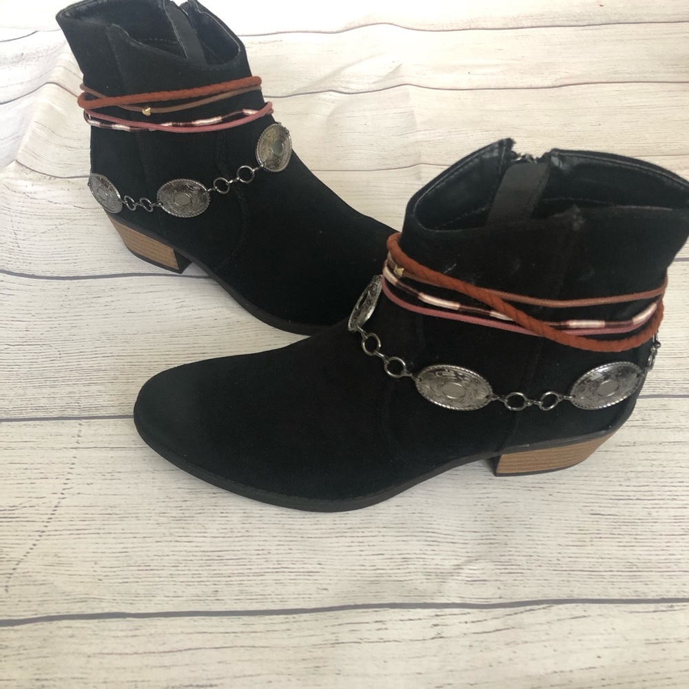 Qupid Ankle Suede Booties Cowboy Boho Boots Sochi